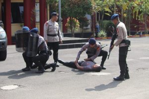 Asah Kemampuan, Batalyon B Pelopor Satbrimob Polda Banten Gelar Latihan