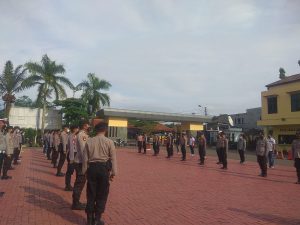 Bidpropam Polda Banten Cek Personel Saat Serah Terima Tugas Piket