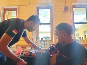 Satgas Binmas Damai Cartenz Penanganan Kesehatan Semangat Pantang Menyerah