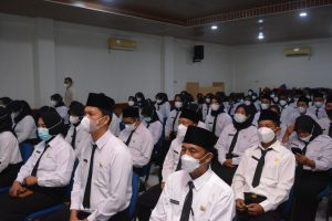 Bupati Ogan Komering Ulu (OKU) Selatan Popo Ali, M., B.Com. melantik dan mengambil Sumpah/Janji Pegawai pemerintahan Perjanjian Kerja (PPPK) Kamis (31/03/2022).