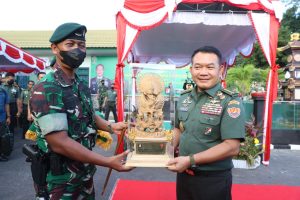 Kunjungi  Kompi A Yonif Raider 900/SBW, Kasad Temui Mantan Anak Buah