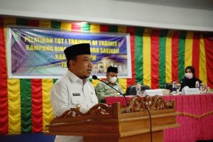 Melalui Pelatihan TOT Kampung Binaan Keluarga Sakinah, Wakil Bupati Siak. H. Husni Merza Berharap Peserta Menjadi Figur Keluarga di Kampung
