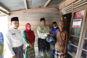 Buapati siak terus melakukan program pelayanan dinamain Bujang Kampung di Sungai Tengah Sabak Auh,Bupati Siak Terus Gesa Pelayanan