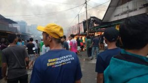 ENAM UNIT RUMAH HUNIAN WARGA TERKENA DAMPAK KEBAKARAN DI KELURAHAN BANDAR AGUNG KECAMATAN BANDING AGUNG