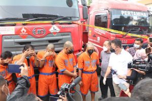 Polda jatim ungkap penyalahgunaan BBM dan LPG bersubsidi, Total 91 Tersangka Diamankan Polda jatim ungkap penyalahgunaan BBM dan LPG bersubsidi, Total 91 Tersangka Diamankan