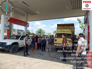 Laksanakan perintah Kapolres tebo, kanit tipiter iptu Ritonga lakukan monitoring di sejumlah SPBU
