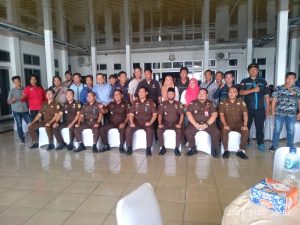 Jalin silaturahmi dengan para awak media,Organisasi Profesi juga LSM yang bertugas di OKU Selatan, Kejaksaan Negeri Kabupaten OKU Selatan adakan Coffe morning yang bertempat di Kejari OKUS,.