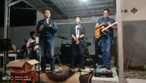 KAPOLRES OKU SSELATAN AJAK AWAK MEDIA DAN LSM NGOPI BARENG DALAM RANGKA RAMAH TAMAH