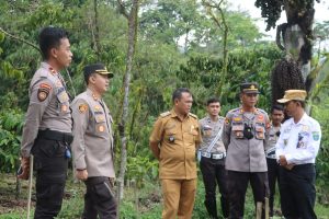 Kapolres OKU Selatan Tinjau langsung Validasi Sertifikat aset Tanah Milik Negara (POLRI) Polres OKU Selatan
