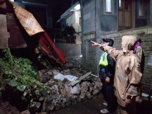 Lagi, Tanah Longsor Terjadi di Dua Lokasi Kecamatan Rembang