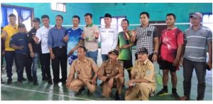 Oven turnamen di kecamatan Mekakau Ilir Resmi di buka oleh ketua karang taruna kabupaten Oku selatan HMD
