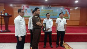 H. RomziS.E.,M.Si., Membuka secara Langsung Sosialisasi Program Bantuan Perlindungan Sosial Penanganan Dampak Inflansi Daerah Kabupaten OKU Selatan