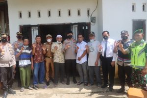 Kapolres OKU Selatan Berkunjung Dengan Tokoh Adat, Dan Tokoh Agama Di Desa Peninjauan Kecamatan Tunjung Agung