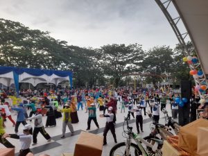 Bupati Siak Drs. H. Alfedri. M.Si Menghadiri HUT PGRI, Sambil Jalan Santai di Tualang, Sebut Tahun 2024 Pembangunan gedung Guru Segera Dimulai