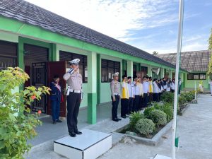 Kapolres OKU Selatan Melaksanakan Kegiatan Police Goes To School Mengajak Siswa-Aiswi MTS N 1 Kabupaten OKUSTertib Berlalu Lintas Dan Meningkatkan Etika Dalam Berlalu Lintas