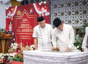 Kapolda Jatim Resmikan Masjid Al Jabbar Sebagai Sarana Membangun Mentalitas dan Moralitas Anggota dan Masyarakat Sekitar