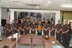 Kadin Beni Suhendro, S.H., M.M., Menghadiri Penandatanganan Prasasti TK Negeri Pembina Adhyaksa Muaradua Di Kantor Kejaksaan Tinggi Sumatera Selatan