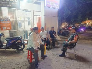 Antisipasi Kejahatan Rumah Kosong Ditinggal Mudik, Babinsa Gencar Lakukan Siskamling Wilayah