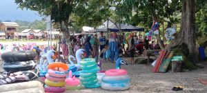 Pantai Bidadari Masih Ramai Dikunjungi Wisatawan