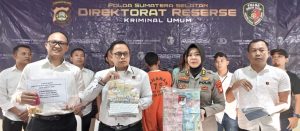 Hanya Butuh 15 Menit Pelaku Berhasil Gasak Uang dan Perhiasan di Rumah Mewah