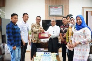Sekda OKUS Didampingi Disparbud OKUS Koordinasi Dengan Sekda Sumsel Terkait Rangkaian Kegiatan Festival Danau Ranau Ke- XXIII Tahun 2023