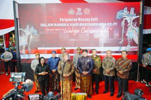 Kapolri Gelar Wayang Kulit, Lakon Wahyu Cakraningrat, Sinergisitas TNI, Polri Dan Rakyat Makin Kuat