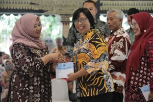 301 PNS yang  Sudah Purna Tugas Mendapat Tali Asih dari Bupati Sleman.
