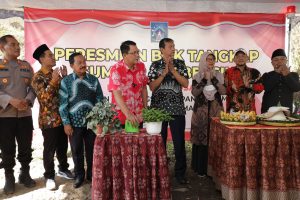 Wakil Bupati Sleman Resmikan Bak Tangkap Sumber Air Bersih Milik Pamdes Tirtosari
