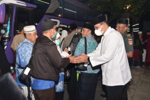 353 Jemaah Haji Sleman Disambut Wakil Bupati Danang Maharsa.