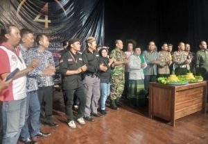 Dewan Pendiri Aliansi Keluarga Pers Indonesia Mengucapkan Happy Anniversary FWJ Indonesia Yang Ke 4 Tahun Bertema Sinergitas Bersama Membangun Bangsa