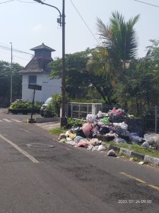 Pemkab Sleman, Bergerak Cepat Tangani Sampah Bupati Perintah DLH Dan Perangkat Daerah.