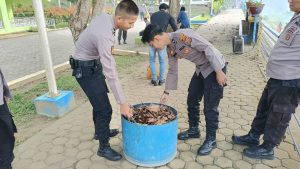 Dalam rangka menyambut Hari Kemerdekaan RI yang ke 78 Kapolres Tebo dan jajaran lakukan kegiatan GORO