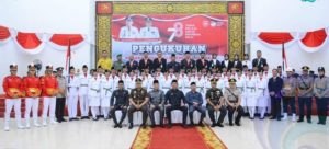 Bupati Popo Ali Kukuhkan 33 Anggota Paskibraka Yang Akan Bertugas Pada Peringatan HUT Kemerdekaan Republik Indonesia Yang Ke.-78