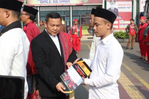 Rumah Tahanan Negara Kelas l Jakarta Pusat Menyerahkan Surat Keputusan Remisi Umum di Hari HUT RI Ke 78
