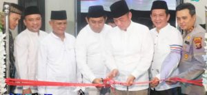 Bupati Popo Ali, Resmikan Masjid Al-Mutazam Muaradua.