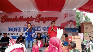 Kades Bondolharjo Di Serbu Ribuan Warganya Untuk Jalan Gayeng