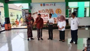 Hadir Diacara Peringati Keistimewaan DIY, Bupati Sleman Kustini Sri Purnomo Ajak Masyarakat Pahami Budaya Lokal.