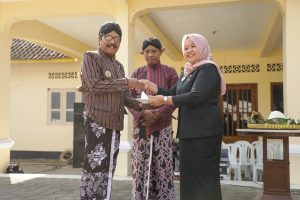 77 Tahun Kalurahan Margoagung, Bupati Sleman Kustini Sri Purnomo Apresiasi Lestarikan Budaya Lokal.