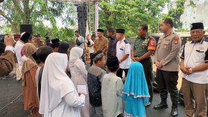 Danramil 07/KB Mayor Kav Dwi Joko Purnomo Bersama Camat dan Kapolsek Hadiri Giat Santunan Anak Yatim