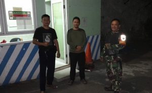 Ini Pesan Babinsa Koramil 07/KB Sertu Syawal Saat Siskamling di Wilayah binaan
