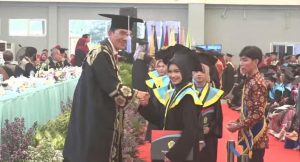 Para Generasi muda untuk selalu kompetitif Polsri Wisuda 2.556 Mahasiswa