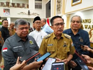 Anggota DPRD Sumsel Dapil 2 Serahkan Hasil Kegiatan Reses Kepada PJ Walikota Palembang