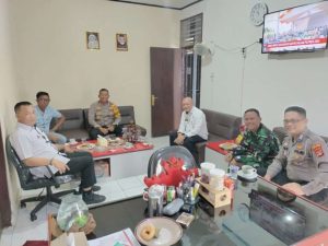 JUMAT CURHAT KAPOLRES LAMPUNG BARAT TAMPUNG ASPIRASI MASYARAKAT