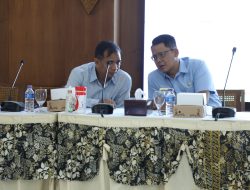 Buka Agenda Sosialisasi Terhadap Pamong Kalurahan, Wakil Bupati Danang Maharsa Pemkab Sleman Membuka Saluran Bagi Masyarakat Untuk Melaporkan Jika Ada Indikasi Pelanggaran