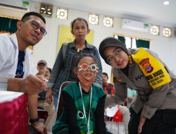 Polda DIY Melalui Bidang Kedokteran dan Kesehatan, Bagikan 1000 Kacamata Gratis.*