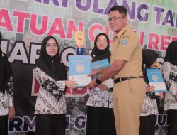 Hadir di Acara HUT PGRI dan HGN, Bupati Sleman Mengatakan Peran Guru Sangat Besar Untuk Mencerdaskan Generasi Penerus