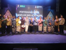 Pemerintah Kabupaten Sleman, Serahkan Gamelan dan Alat Musik Kepada 50 Kelompok Kebudayaan.