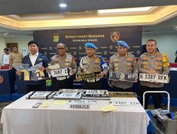 Polda Metro Jaya Ungkap Sindikat Penjual STNK dan Plat Nomor Khusus Palsu