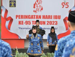 Rutan Kelas I Jakarta Pusat Kanwil Kemenkumham DKI Jakarta Memperingati Hari Ibu Ke-95: Petugas Wanita Ambil Alih Upacara Pengibaran Bendera