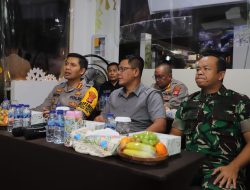 Pantau Pos Pengamanan Amplaz Bersama Forkopimda, Wakil Bupati Sleman Danang Maharsa Mengatakan Kondisi Aman dan Terkendali